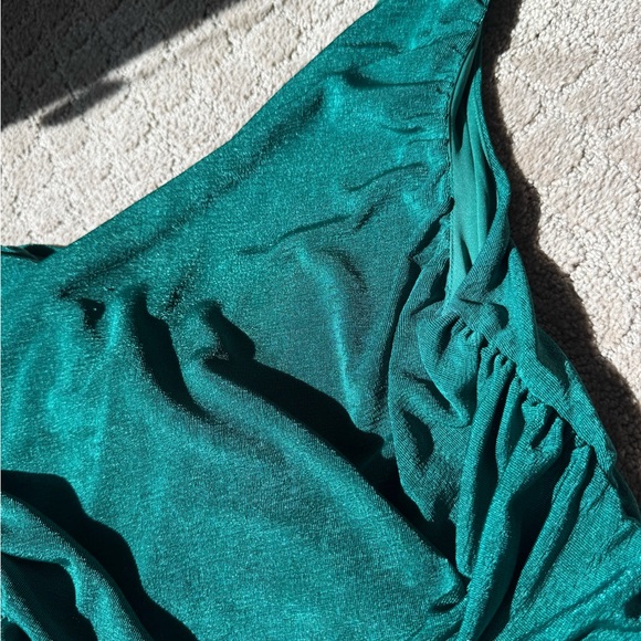 Emerald One-Shoulder Dress - Picture 2 of 6